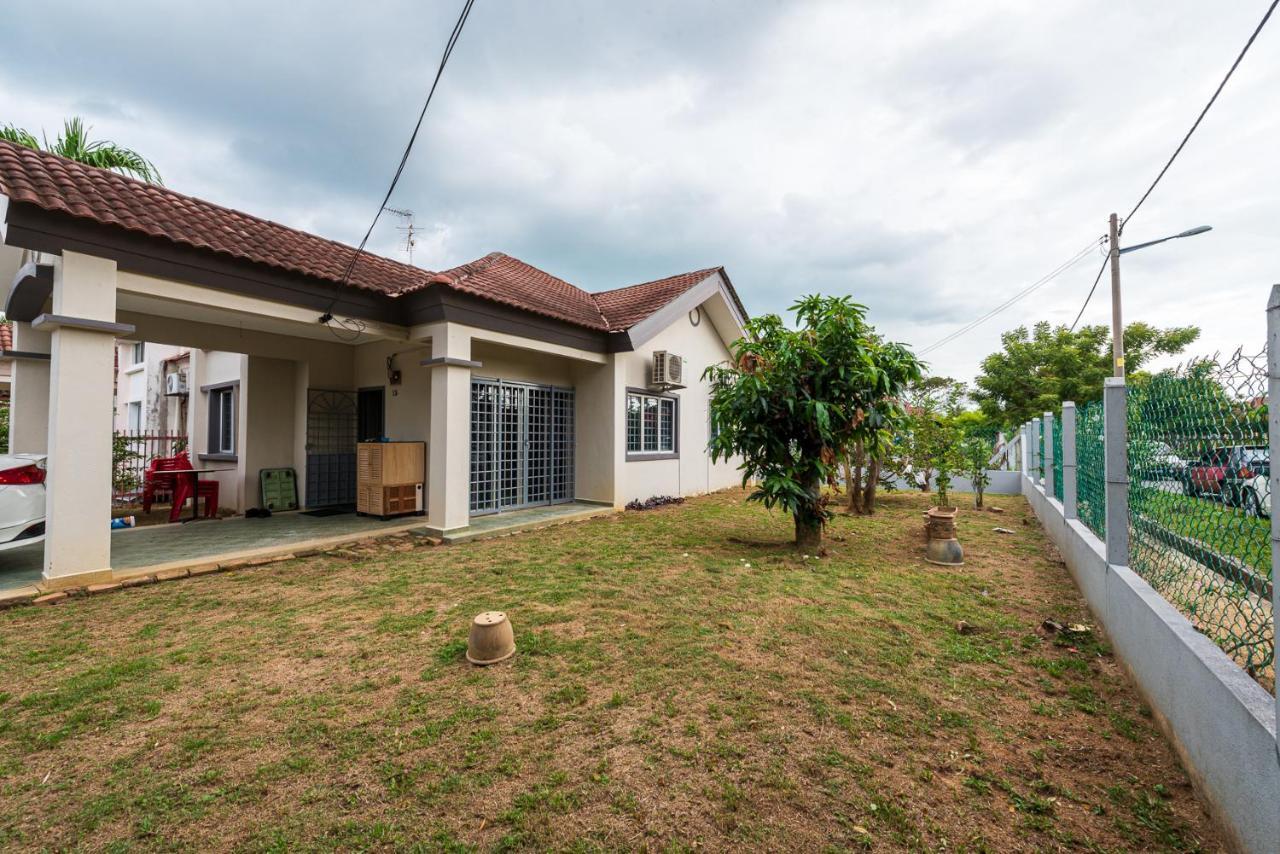 3Br Retreat Homestay Near To Goldcoast, Sepang By Verano Sungai Pelek Zewnętrze zdjęcie